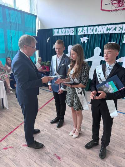 Zdjęcie WhatsApp 2025-06-27 o 12.23.13_9df5b75f.jpg