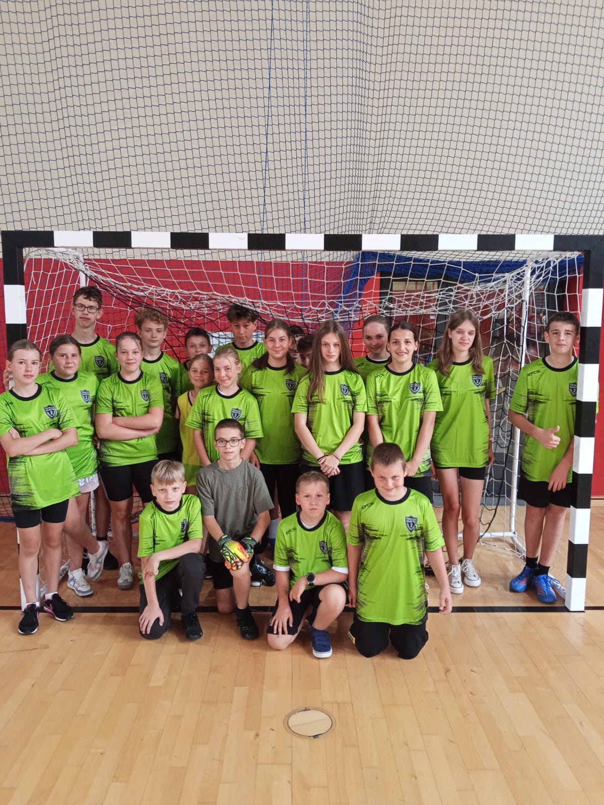 Halowa piłka nożna