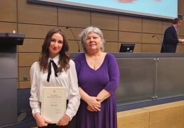 Wyróżnienie dla naszej absolwentki - Olgi Ściurki