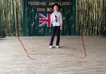 Występy naszych uczennic na konkursie piosenki angielskiej