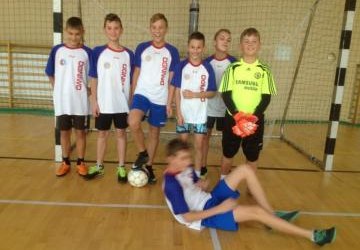 Halowa piłka nożna